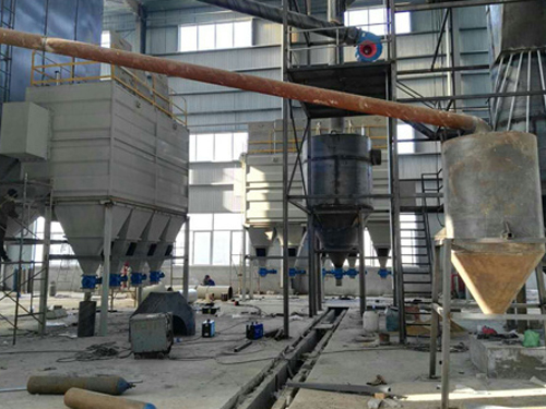 簡(jian)要介(jie)紹一(yi)下珍(zhen)珠岩(yan)膨脹(zhang)爐除(chu)塵器(qi)的特(te)點