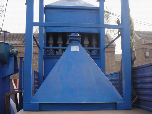 TXP型(xing)陶瓷旋(xuan)風除塵(chen)器